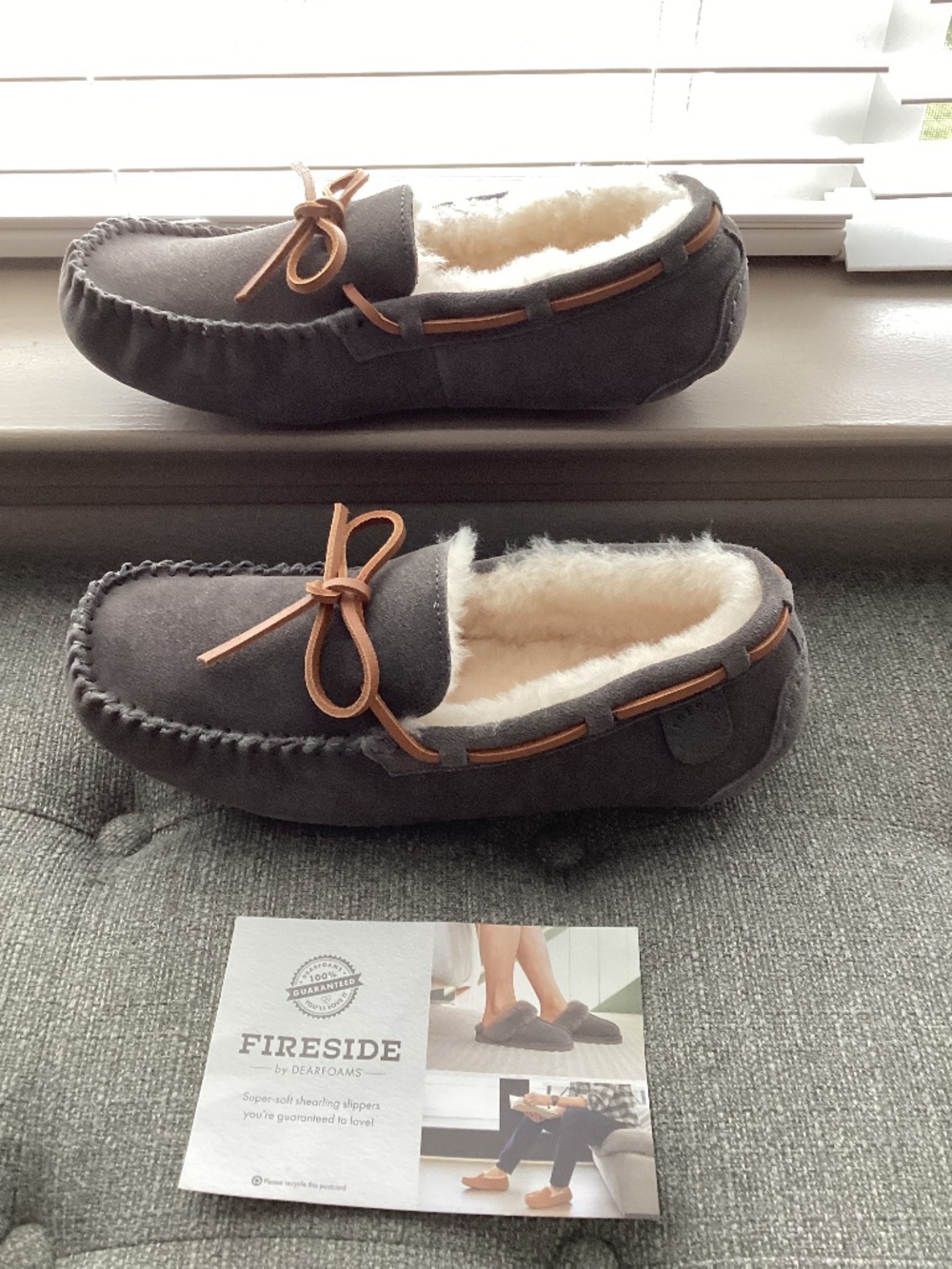 Dearfoams Men's Fireside By Victor Genuine Shearling Moccasin Slipper, size 11